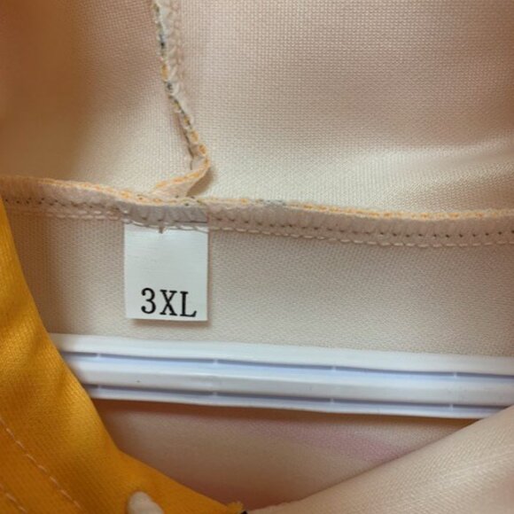 NEW-- CHIEFS FOOTBALL MENS HOODIE - Picture 2 of 3